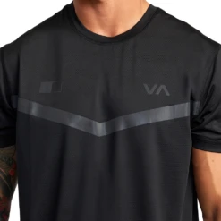 RVCA Runner Short Sleeve Tee -Boxing Discount Store AVYKT00269 BLK c 3