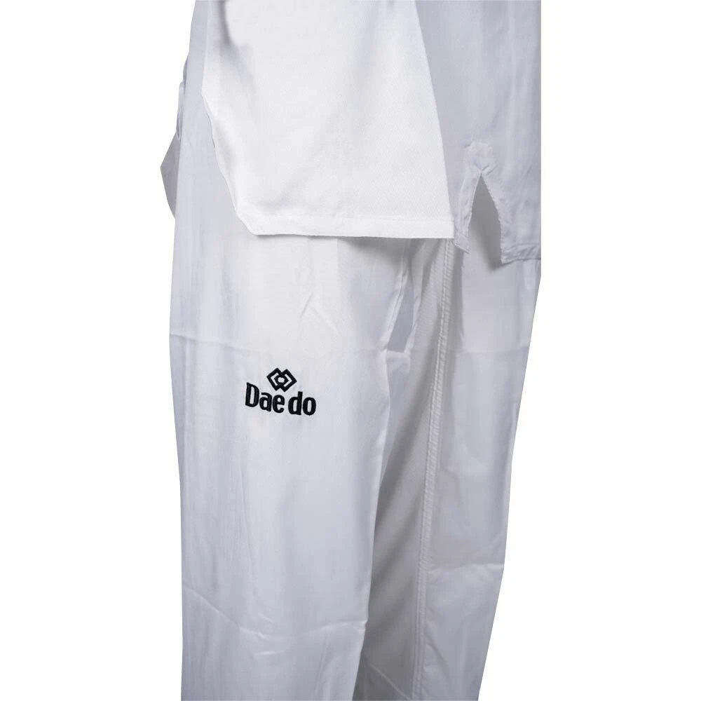 Daedo WT Approved Ultra Competition Dobok 5 Daedo WT Approved Ultra Competition Dobok - Image 3