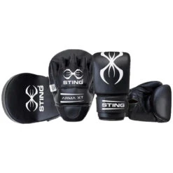 Sting Arma Xt Black/White Combo Kit